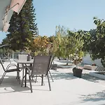 Stergios House * Kalamákion